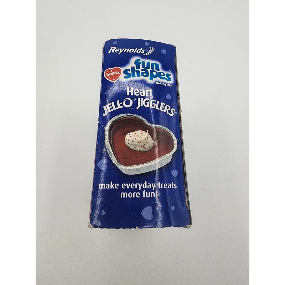 Reynolds Fun Shapes Heart Foil Baking Cups 24 Count 3.5oz